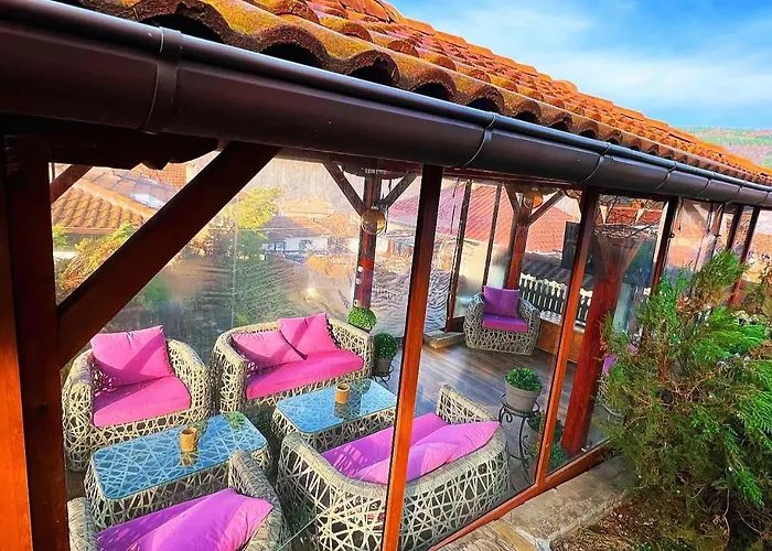 Complex Ristanite Semesterbostad *