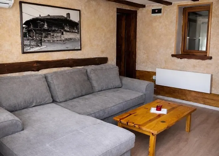 Semesterbostad Complex Ristanite Elena