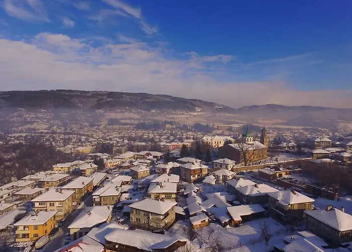 Complex Ristanite Semesterbostad Elena